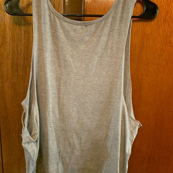 Grey tank top with ripped sides - Picture 3 of 3
